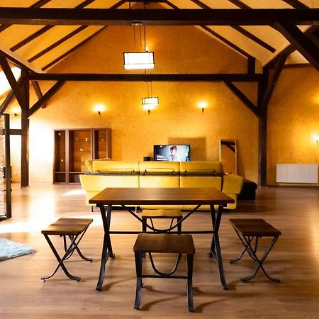 The Attic - Large Open-Space In The Old Town Of Brasov, Minutes Away From The Black Church Kültér fotó